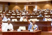 البرلمان يصادق على مشروع القانون المتعلق بتسوية ميزانية 2024 البرلمان يصادق على مشروع القانون المتعلق بتسوية ميزانية 2024