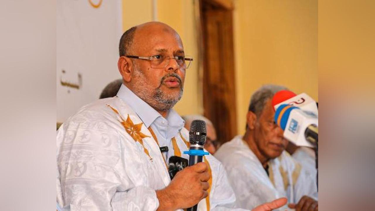 جميل منصور: الدعوة لتغيير المواد المحصنة في الدستور مؤسفة جميل منصور: الدعوة لتغيير المواد المحصنة في الدستور مؤسفة