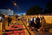 طلاب معهد الهندسة الصناعية يواصلون الاعتصام ضد القرارات طلاب معهد الهندسة الصناعية يواصلون الاعتصام ضد القرارات