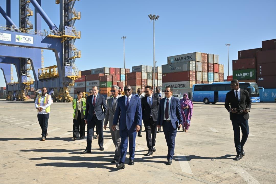 مدير ميناء مدير ميناء