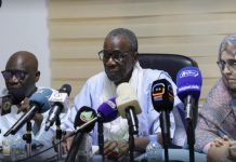 ائتلاف المعارضة يدعو لتنظيم الحوار “في مناخ هادئ” ائتلاف المعارضة يدعو لتنظيم الحوار "في مناخ هادئ"