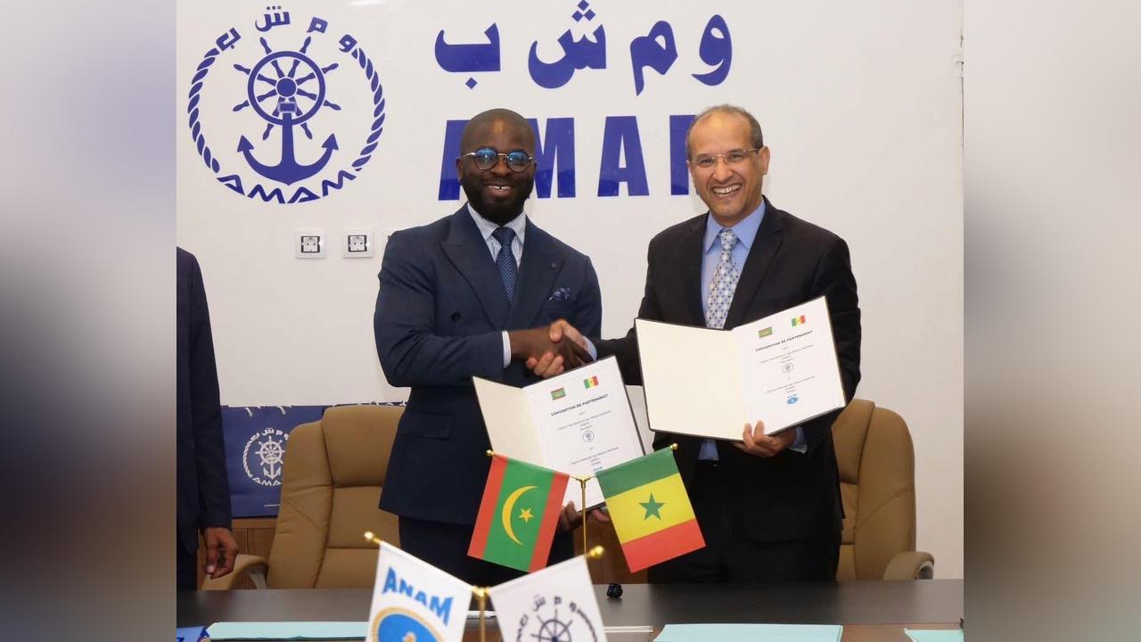 موريتانيا والسنغال توقعان اتفاقية تعاون في الشؤون البحرية موريتانيا والسنغال توقعان اتفاقية تعاون في الشؤون البحرية