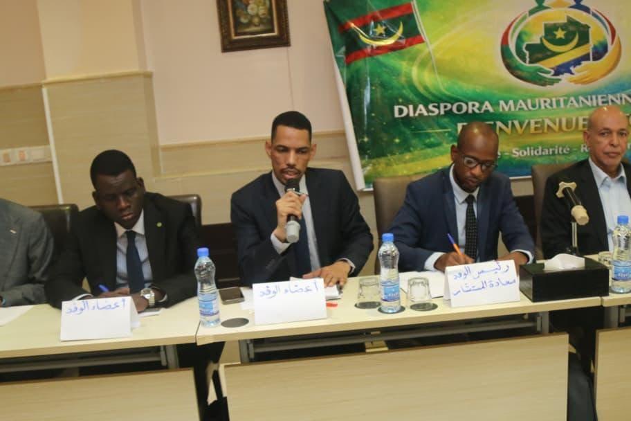بعثة من وزارة الخارجية تلتقي جالية موريتانيا في الغابون بعثة من وزارة الخارجية تلتقي جالية موريتانيا في الغابون
