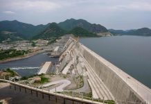 علماء يشرحون أزمة سد النهضة من الهبوط لتسرب المياه علماء يشرحون أزمة سد النهضة من الهبوط لتسرب المياه