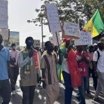 مظاهرات في داكار للمطالبة بالعدالة بعد وفاة طالب مظاهرات في داكار للمطالبة بالعدالة بعد وفاة طالب