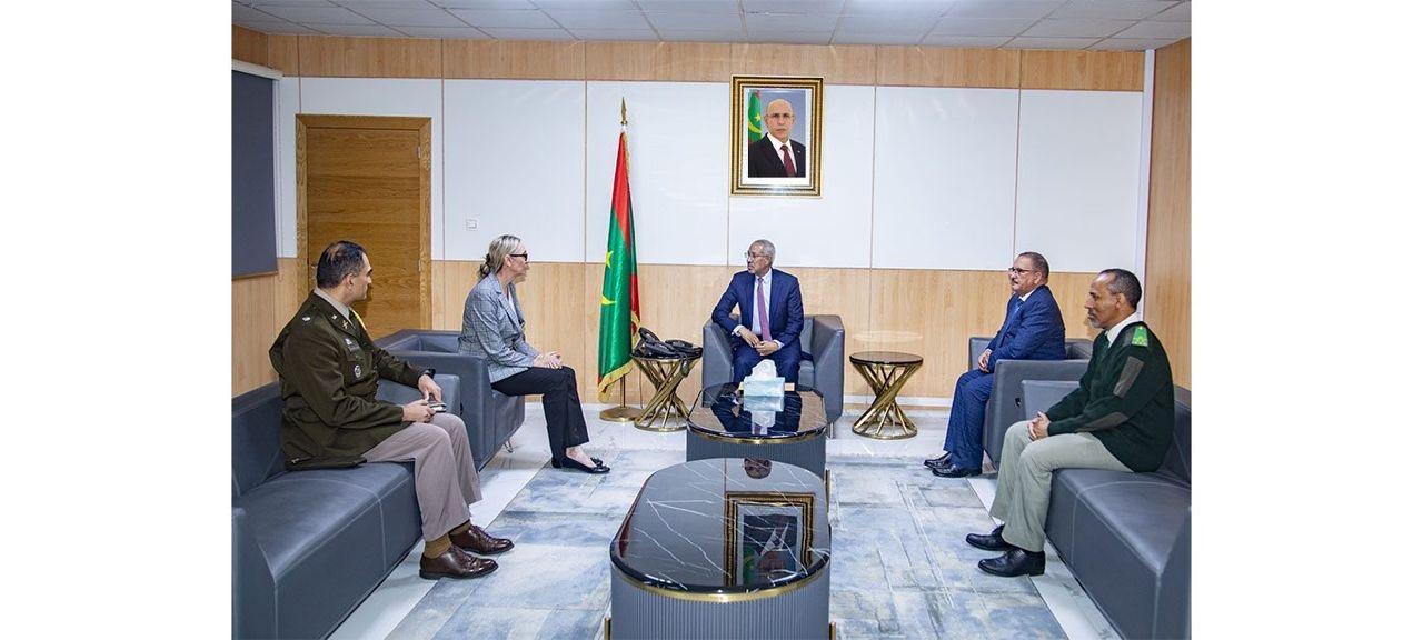 وزير الدفاع يبحث تعزيز التعاون العسكري مع أمريكا وزير الدفاع يبحث تعزيز التعاون العسكري مع أمريكا