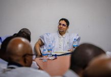 ولد لولي يؤكد إجراءات الحكومة لتخفيف الأزمة ولد لولي يؤكد إجراءات الحكومة لتخفيف الأزمة