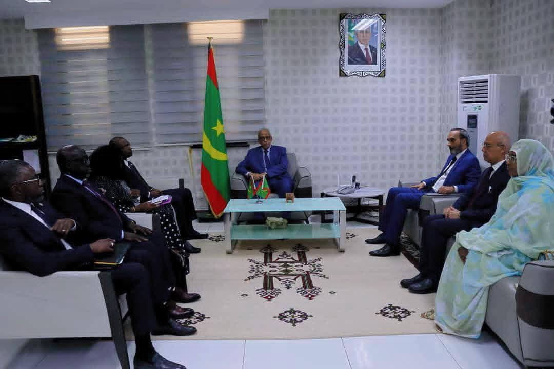وزير الاقتصاد يبحث تعزيز التعاون مع مرفق الدعم القانوني الإفريقي وزير الاقتصاد يبحث تعزيز التعاون مع مرفق الدعم القانوني الإفريقي