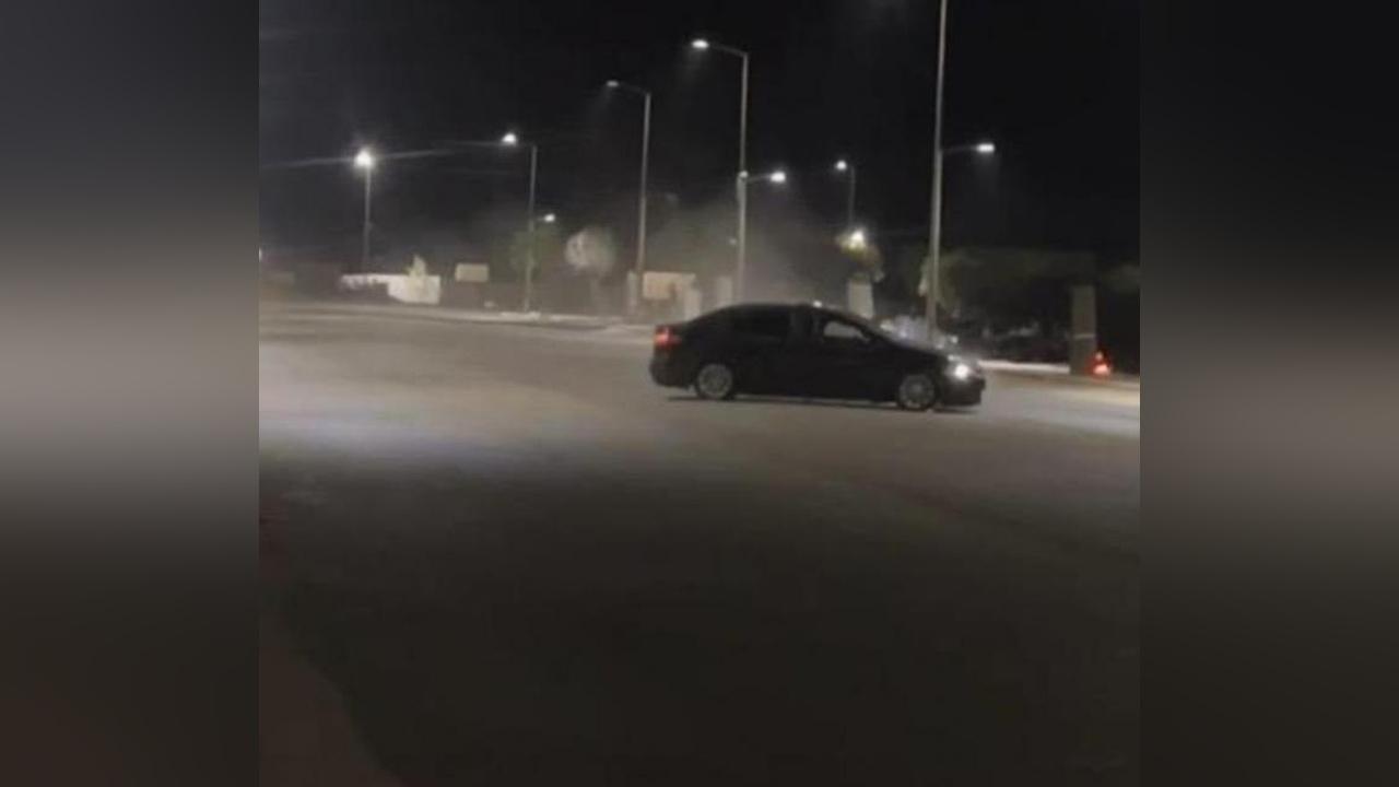 الشرطة: إحالة 16 مشتبهاً بممارسة التفحيط إلى القضاء الشرطة: إحالة 16 مشتبهاً بممارسة التفحيط إلى القضاء