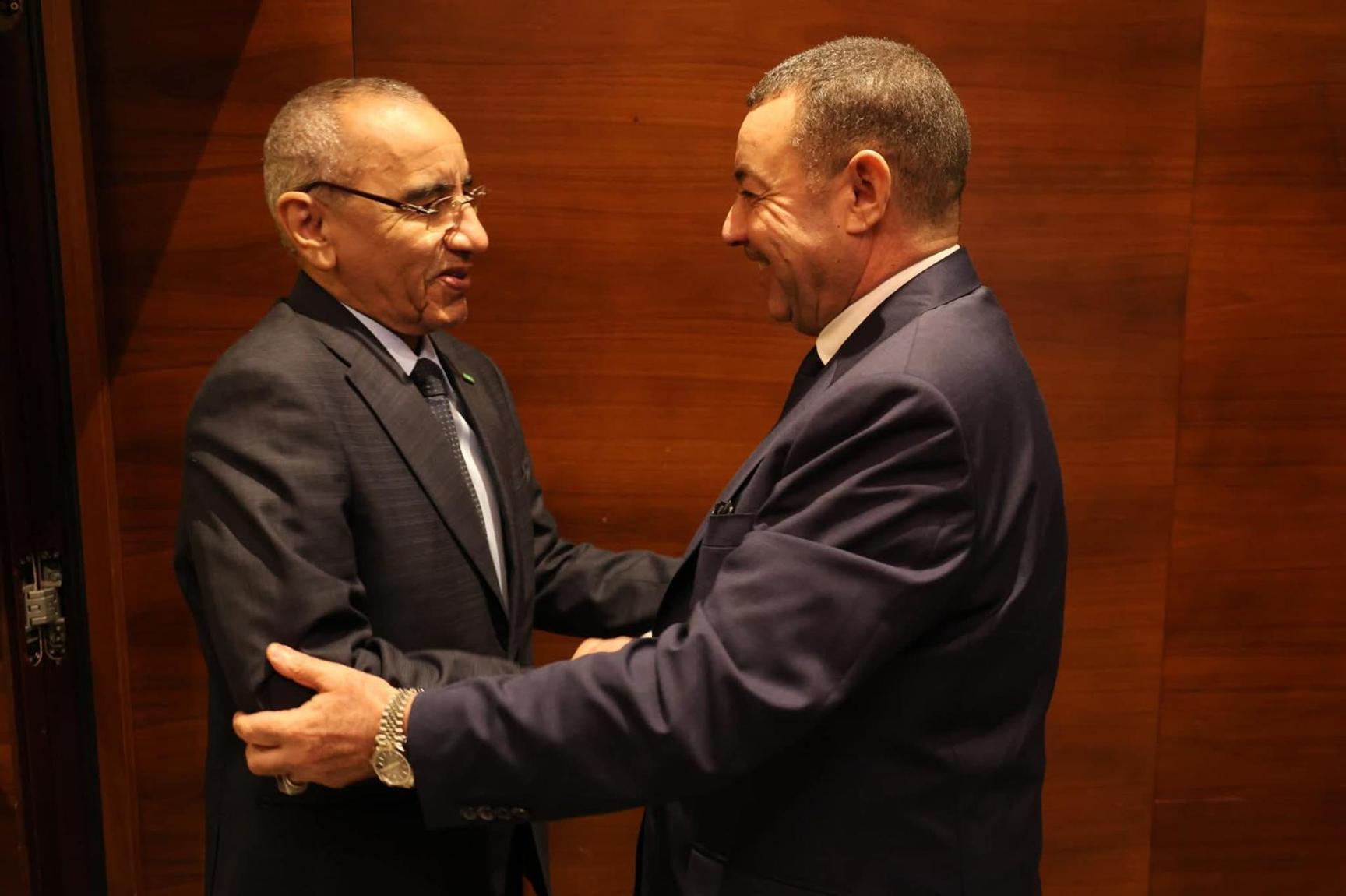 موريتانيا والجزائر تؤكدان توسيع التعاون الأمني موريتانيا والجزائر تؤكدان توسيع التعاون الأمني