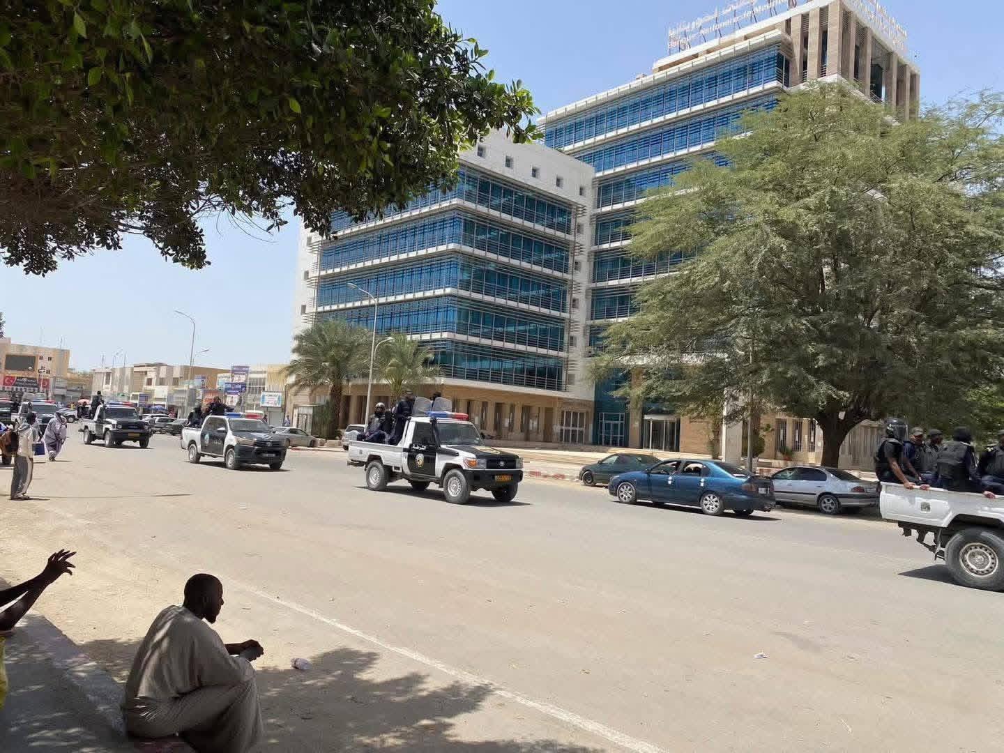 الشرطة تفرق مسيرة احتجاجية ضد ارتفاع الأسعار الشرطة تفرق مسيرة احتجاجية ضد ارتفاع الأسعار
