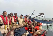 خفر السواحل الموريتاني ينقذ 42 مهاجرا غير نظامي خفر السواحل الموريتاني ينقذ 42 مهاجرا غير نظامي
