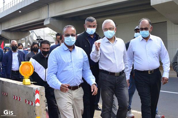 Prime Minister Jugnauth reiterates Governments vision to extend Metro Express project across the island Prime Minister Jugnauth reiterates Governments vision to extend Metro Express project across the island
