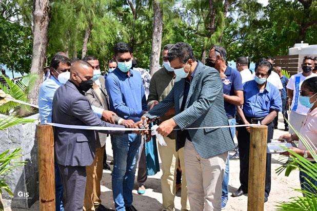 Beach Management Plan (Phase 1) project inaugurated at Mont Choisy Beach Beach Management Plan (Phase 1) project inaugurated at Mont Choisy Beach