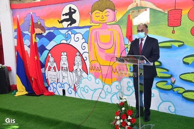 Seven Wonders of Friendship Mural unveiled in Chinatown to mark 50 years of Sino-Mauritian relations Seven Wonders of Friendship Mural unveiled in Chinatown to mark 50 years of Sino-Mauritian relations