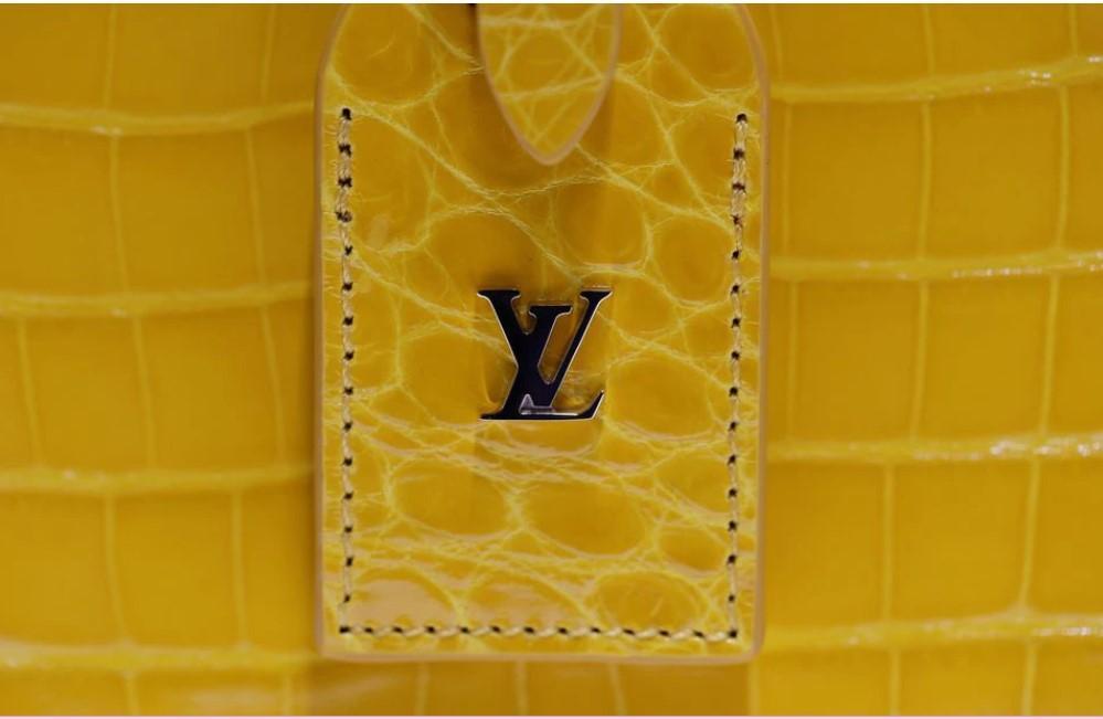 LVMH eying metaverse, but focus on “real products”, says CEO LVMH eying metaverse, but focus on “real products”, says CEO