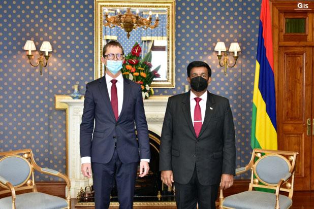 Norwegian Ambassador presents Letters of Credence to President Roopun Norwegian Ambassador presents Letters of Credence to President Roopun