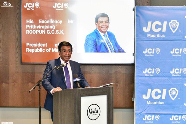 President Roopun hails youth as the country’s strength at JCI Mauritius Outstanding Young Persons Award President Roopun hails youth as the country’s strength at JCI Mauritius Outstanding Young Persons Award