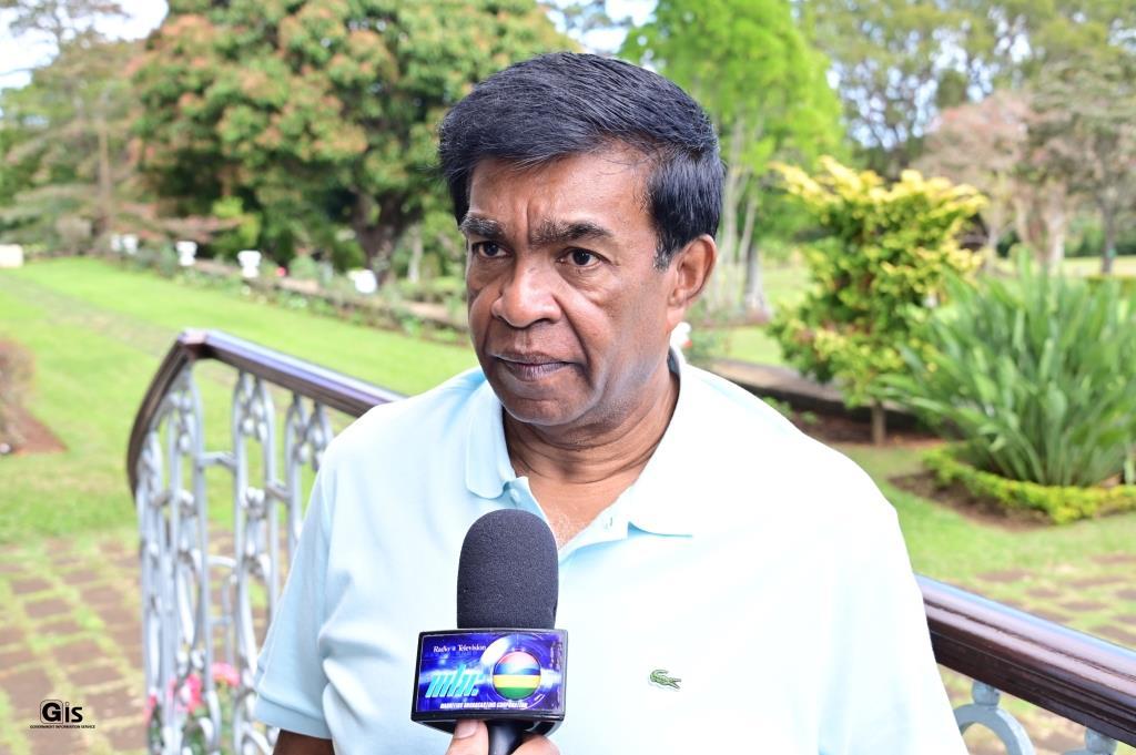 Covid-19 Vaccination Campaign: President Roopun appeals to the population to get inoculated with their second booster dose Covid-19 Vaccination Campaign: President Roopun appeals to the population to get inoculated with their second booster dose