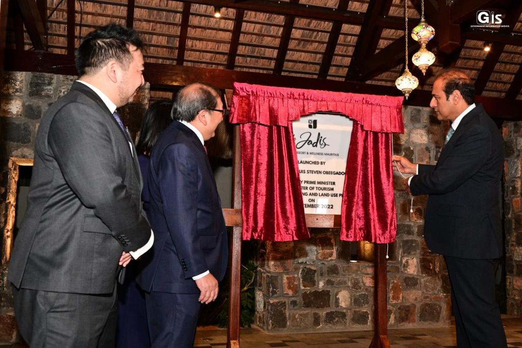 Tourism industry: July and August 2022 record recovery rates of 81% and 82% respectively, says DPM Obeegadoo Tourism industry: July and August 2022 record recovery rates of 81% and 82% respectively, says DPM Obeegadoo