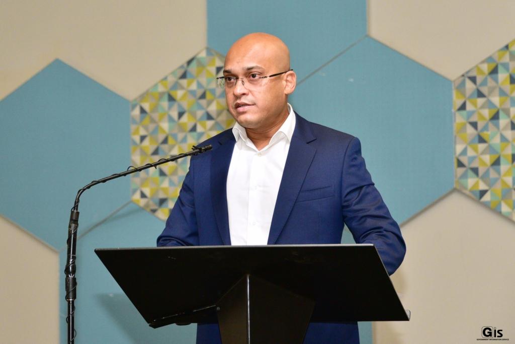 Some 2,500 jobs are to be filled in the hotel sector in the immediate future, states Minister Callichurn Some 2,500 jobs are to be filled in the hotel sector in the immediate future, states Minister Callichurn