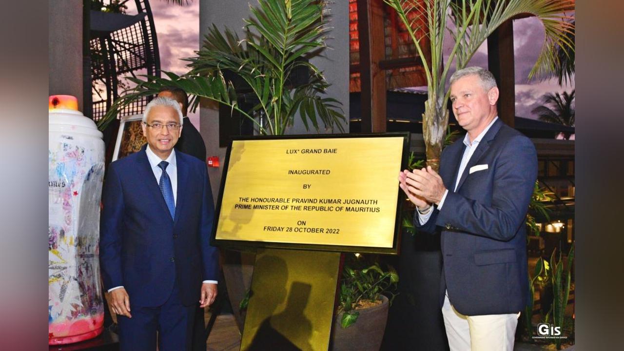 Prime Minister Jugnauth underlines critical importance and positive multiplier effect of local tourism industry Prime Minister Jugnauth underlines critical importance and positive multiplier effect of local tourism industry