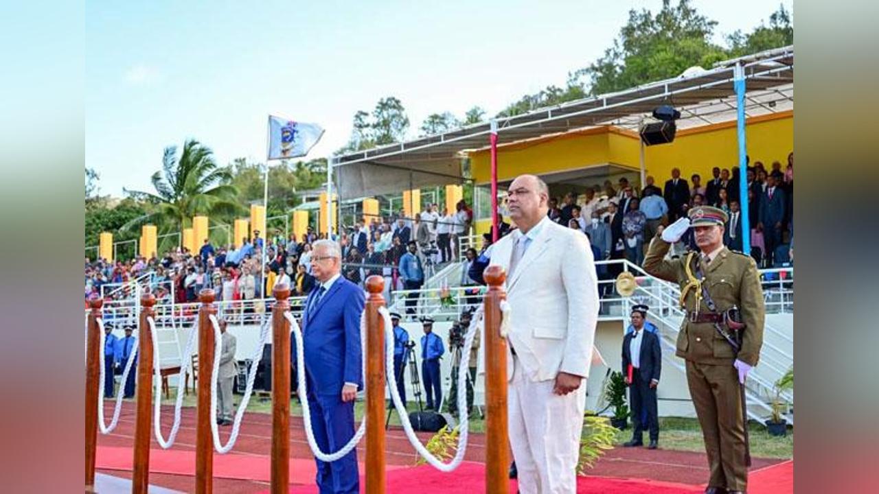 20 years of autonomy for Rodrigues: the development of all the inhabitants of our Republic at the heart of government action. 20 years of autonomy for Rodrigues: the development of all the inhabitants of our Republic at the heart of government action.