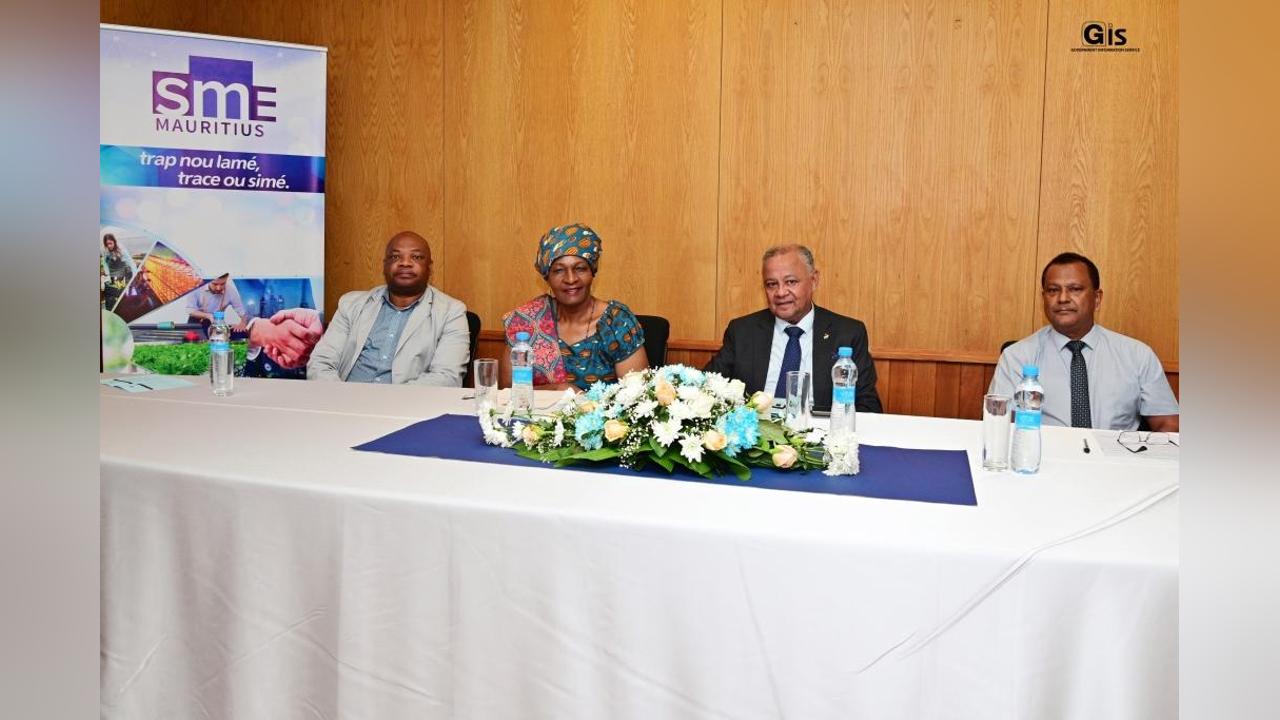 First International Business Network: South African investors and local entrepreneurs discuss opportunities for business First International Business Network: South African investors and local entrepreneurs discuss opportunities for business
