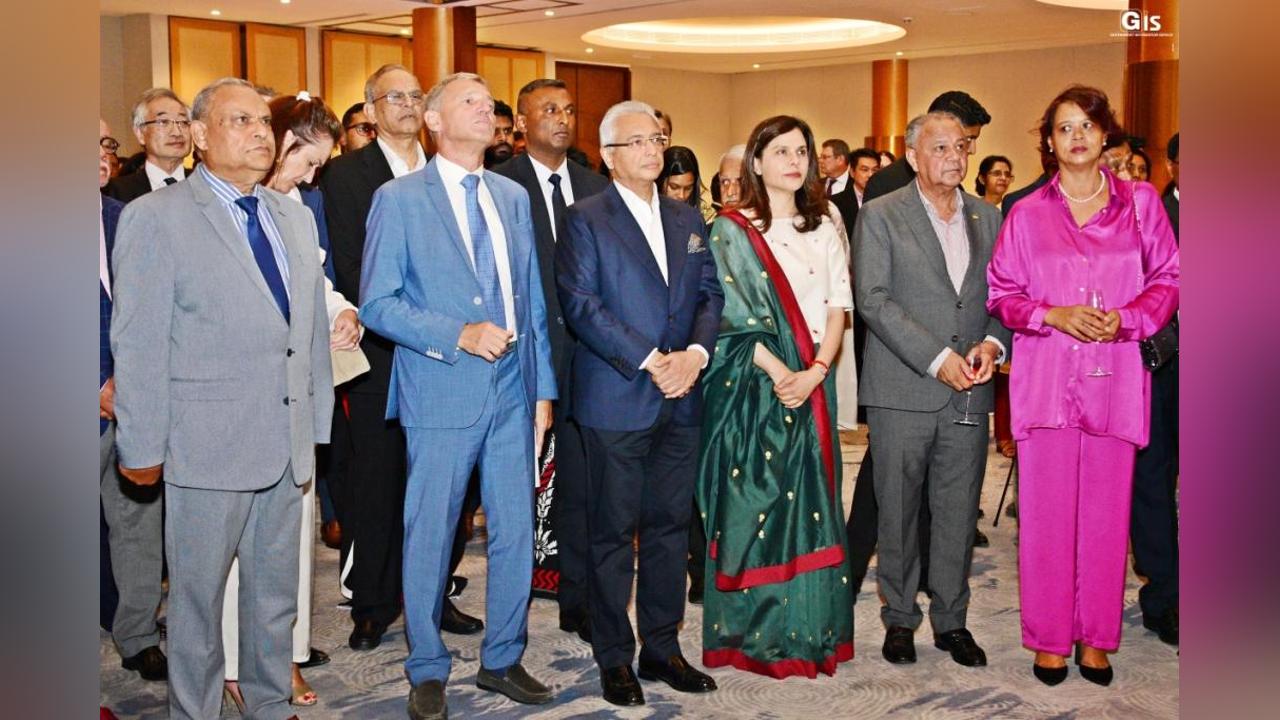 Prime Minister highlights instrumental role of the Diplomatic Corps to foster bilateral relations with Mauritius Prime Minister highlights instrumental role of the Diplomatic Corps to foster bilateral relations with Mauritius