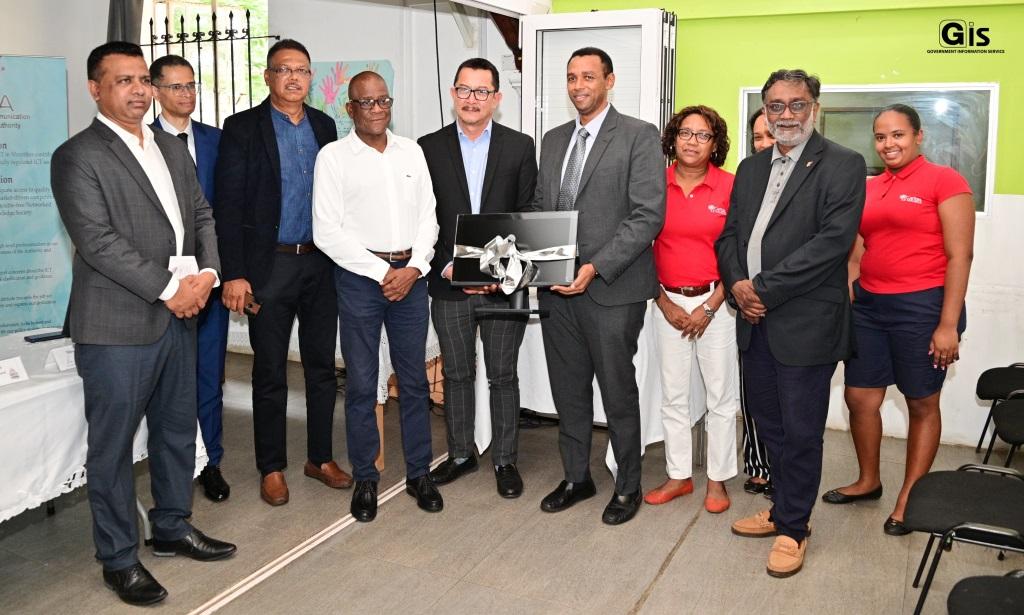Information and Communication Technologies Authority donates personal computers to Caritas Mauritius Information and Communication Technologies Authority donates personal computers to Caritas Mauritius