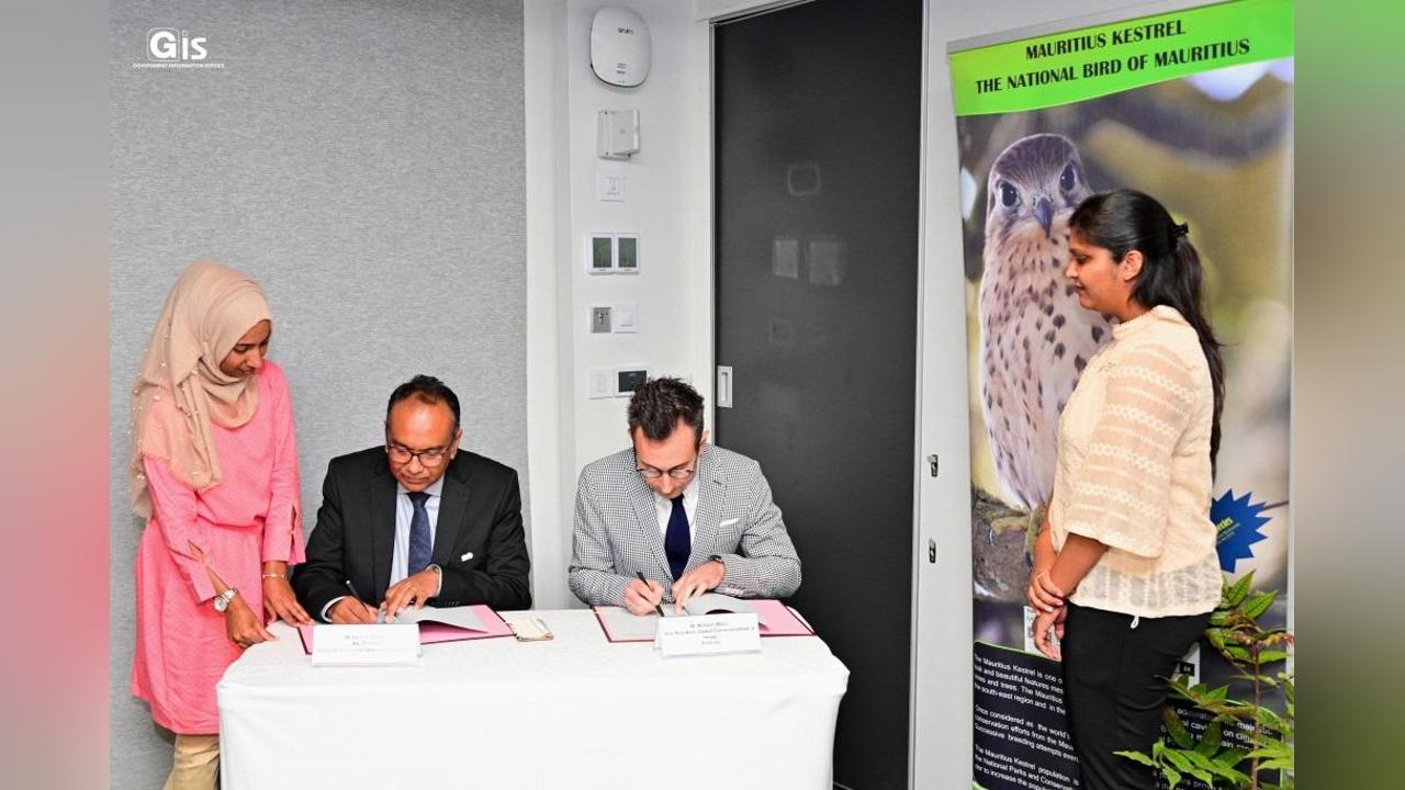 NPCS and Fresh Inc sign MoU to promote conservation management and propagation of three critically endangered species NPCS and Fresh Inc sign MoU to promote conservation management and propagation of three critically endangered species