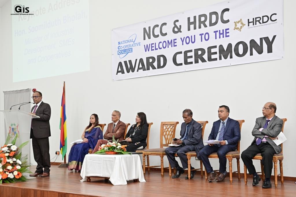 Cooperative sector: Certificates awarded to 160 women having successfully completed training courses Cooperative sector: Certificates awarded to 160 women having successfully completed training courses