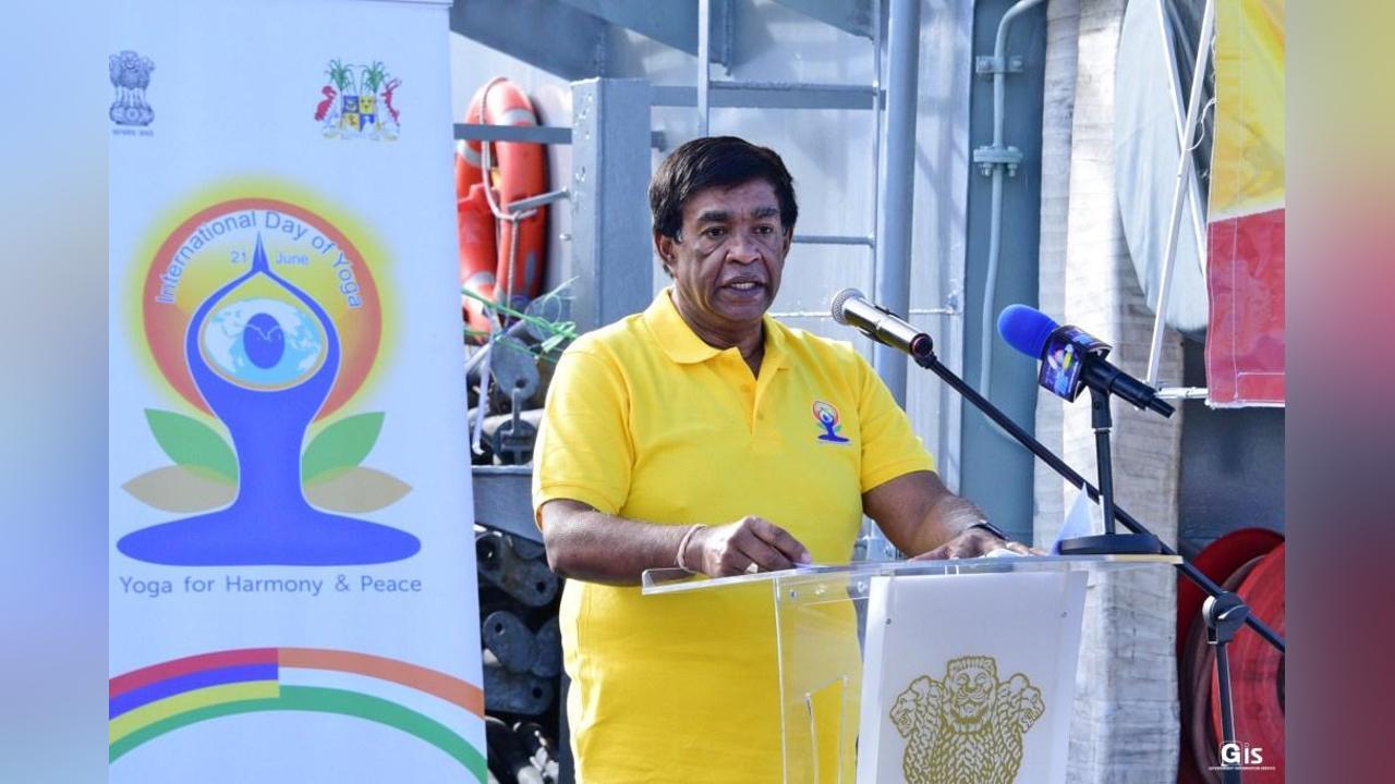 International Day of Yoga: President Roopun highlights commitment of the country for healthy living and wellness International Day of Yoga: President Roopun highlights commitment of the country for healthy living and wellness