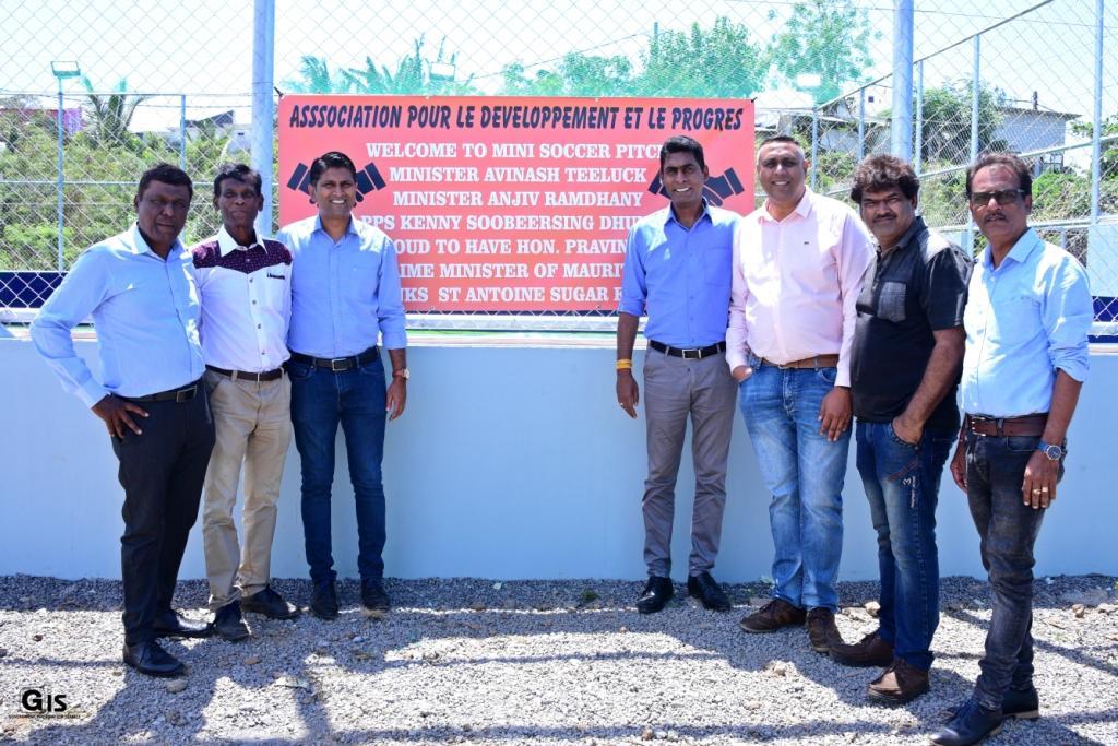 Ministers Teeluck and Ramdhany along with PPS Dhunnoo visit key infrastructure projects in Constituency No. 6 Ministers Teeluck and Ramdhany along with PPS Dhunnoo visit key infrastructure projects in Constituency No. 6