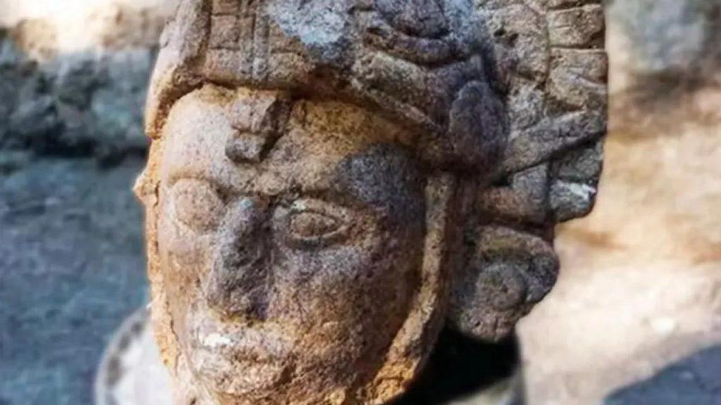 Maya Warrior Statue With Serpent Helmet Unearthed at Chichén Itzá Maya Warrior Statue With Serpent Helmet Unearthed at Chichén Itzá