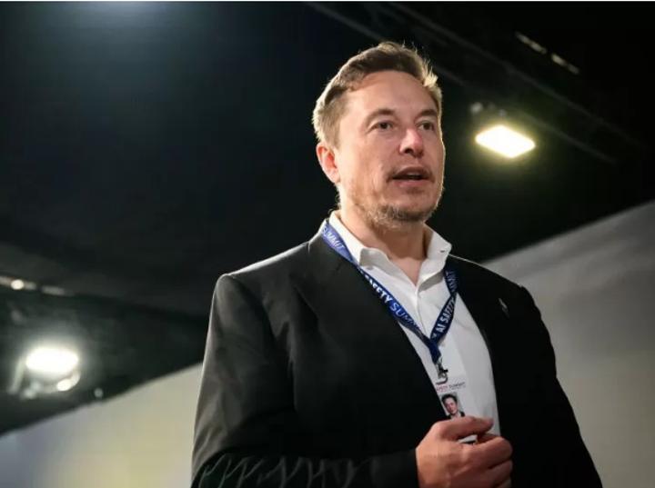 Elon Musk launches profane attack on X advertisers