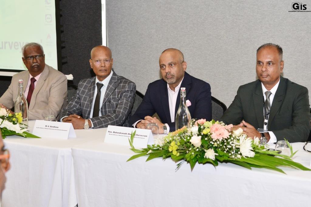 Minister Hurreeram announces amendment to PQSC Act 2013 and setting up of Construction Industry Authority Minister Hurreeram announces amendment to PQSC Act 2013 and setting up of Construction Industry Authority