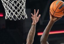 LeBron James breaks Michael Jordan’s record for most 30-point games in NBA LeBron James breaks Michael Jordan's record for most 30-point games in NBA