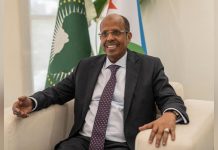 AU PLEDGES SUPPORT FOR SADC’S TRANSFORMATION AU PLEDGES SUPPORT FOR SADC’S TRANSFORMATION