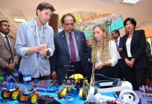 Mauritius Students Explore Robotics and Virtual Reality Mauritius Students Explore Robotics and Virtual Reality