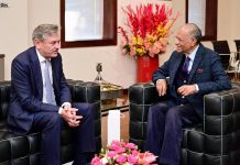 Lord Hamblen of Kersey calls on Prime Minister Dr. Ramgoolam Lord Hamblen of Kersey calls on Prime Minister Dr. Ramgoolam