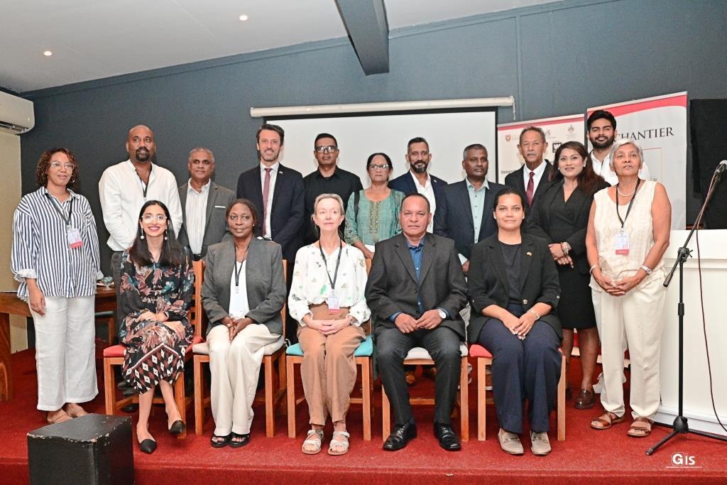 Workshop on Prisons Drugs and Mental Health for Officers Workshop on Prisons Drugs and Mental Health for Officers