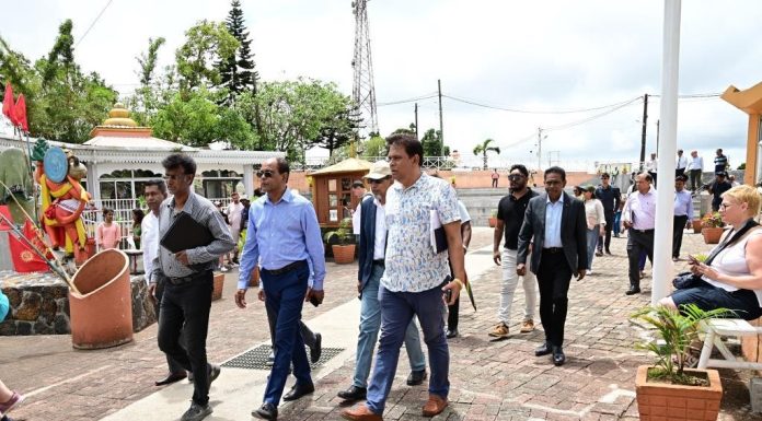 Minister Gunness Reviews Grand Bassin Works for Maha Shivratree Minister Gunness Reviews Grand Bassin Works for Maha Shivratree