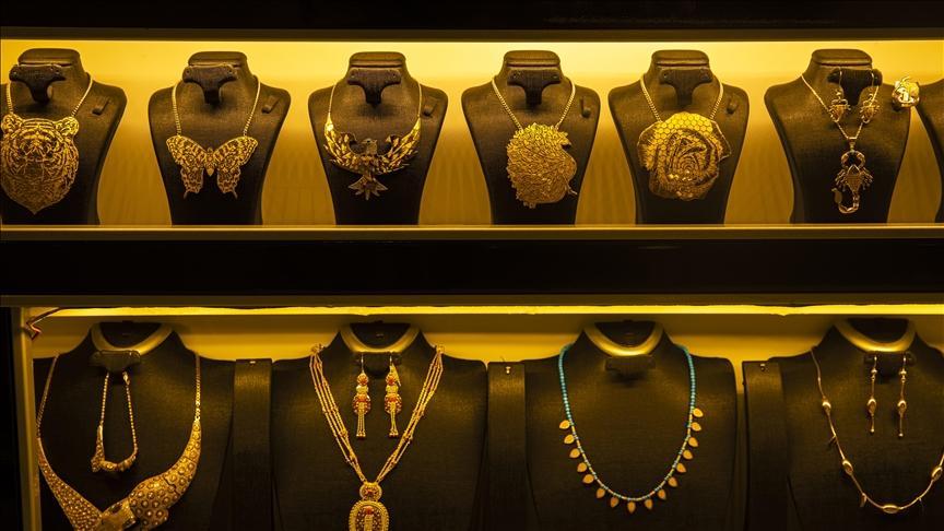 Gold prices reach February peak Gold prices reach February peak