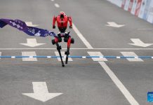 Humanoid Robot Breaks Half-Marathon Record in Beijing Humanoid Robot Breaks Half-Marathon Record in Beijing