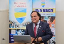 Minister Sukon Advocates for Reading Culture on World Book Minister Sukon Advocates for Reading Culture on World Book