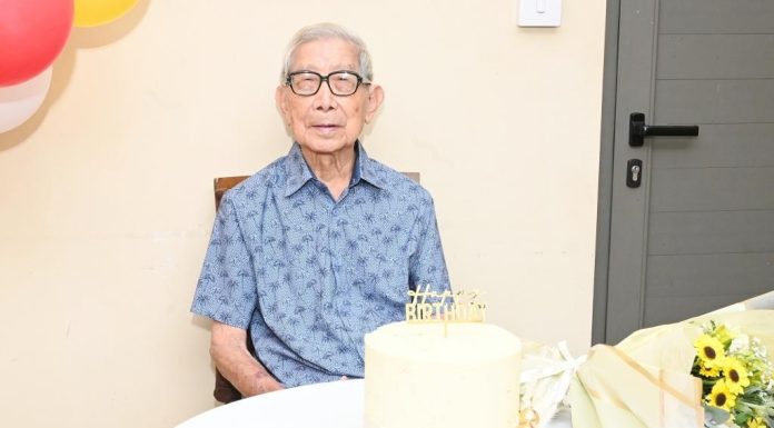 Mr. Ah-Koon Celebrates 100th Birthday in Mauritius Mr. Ah-Koon Celebrates 100th Birthday in Mauritius