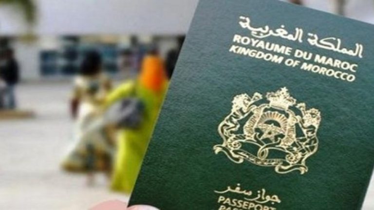 أسر مغربية-سورية تستجدي دخول المملكة