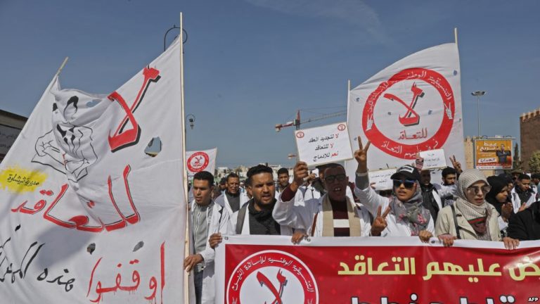 المتعاقدون يحذرون أمزازي من التصعيد