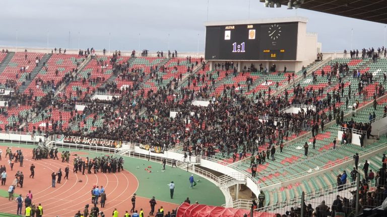 مباراة الجيش الملكي ونهضة بركان تكلّل بأعمال شغب